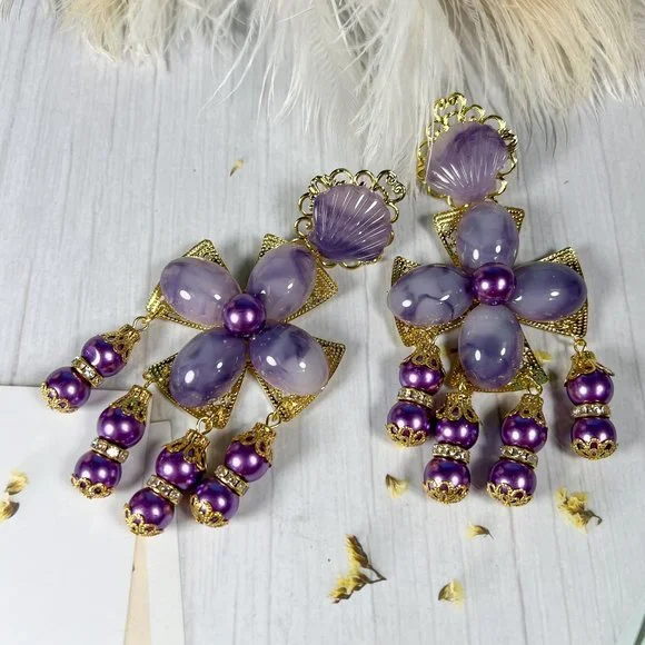 Vintage Purple Earrings, Lavender rhinestone earrings, Statement Prom Earring - Picture 3 of 7